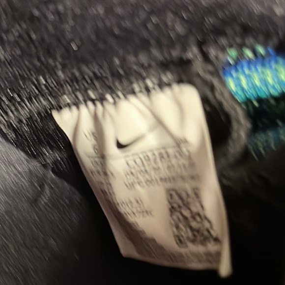 Nike LeBron XVIII “James Gang” / Black - Pink Blast Multi Color - Picture 9 of 13